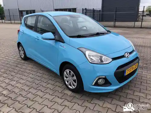 Hyundai i10 1.0 blue 2013