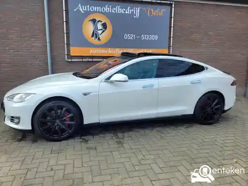 Tesla Model S 85 2013