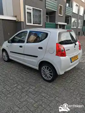 Suzuki Alto 1.0 2013