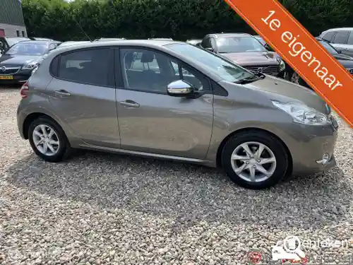 Peugeot 208 1.2 PureTech 82 2014