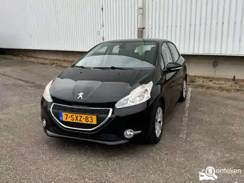 Peugeot 208 1.2 PureTech 82 2013