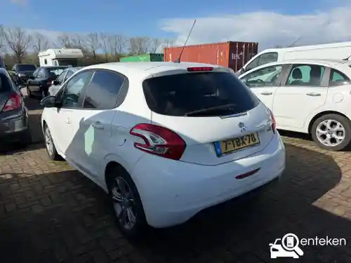 Peugeot 208 1.2 PureTech 82 2014