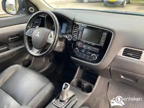 Mitsubishi Outlander 2.0 Plug-In Hybrid 2014