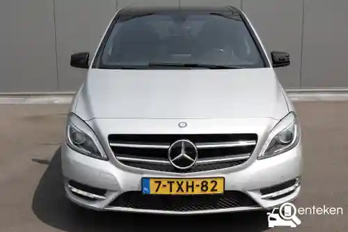 Mercedes-Benz B 180 2014