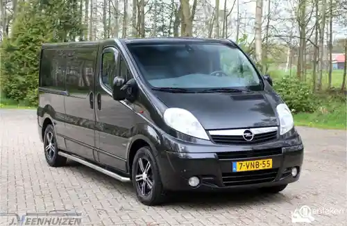 Opel Vivaro 2,9t 2.5 CDTI 2011