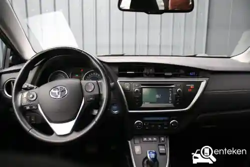 Toyota Auris Touring Sports 1.8 Hybrid 2014