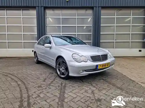 Mercedes-Benz C 200 2002