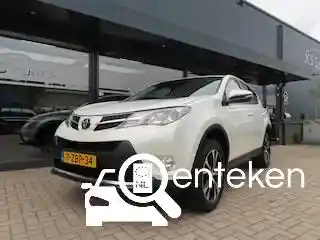 Toyota RAV4 2.0 2015