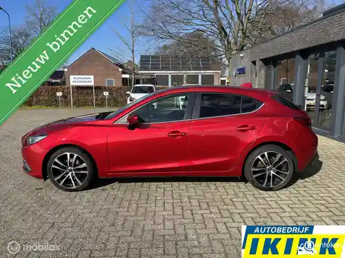 Mazda 3 SKYACTIV-G 120 2015