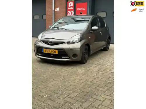 Toyota Aygo 1.0 2012