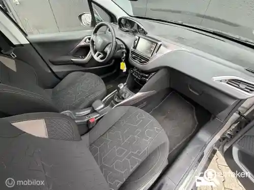 Peugeot 2008 PureTech 82 2015