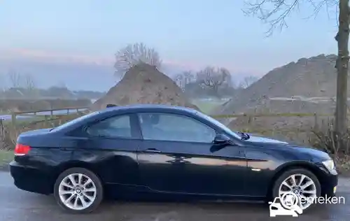 BMW 320i Coupé 2008