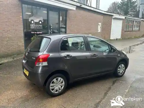 Toyota Yaris 1.0 2009