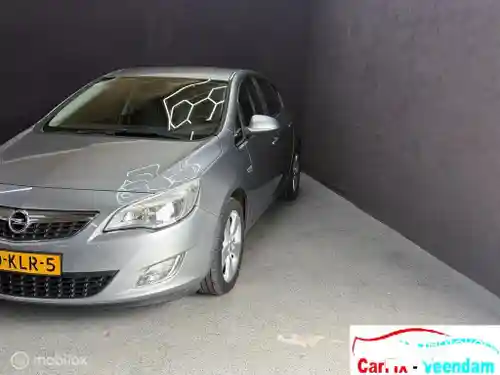Opel Astra 1.6 2010