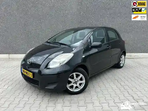 Toyota Yaris 1.0 2010