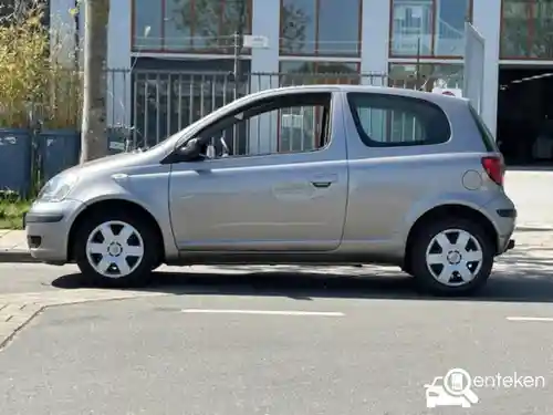 Toyota Yaris 1.3 2004