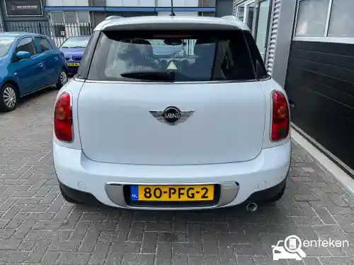 MINI Countryman One D 2011