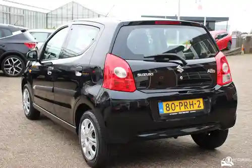 Suzuki Alto 1.0 2011
