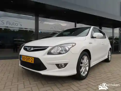 Hyundai i30 1.4 blue 2011