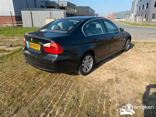 BMW 318i 2006