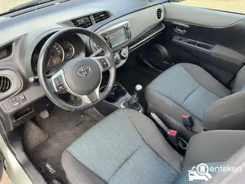 Toyota Yaris 1.0 2012