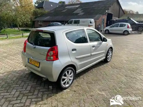 Suzuki Alto 1.0 2012