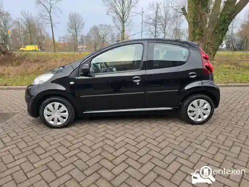 Peugeot 107 1.0 68 2012