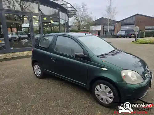 Toyota Yaris 1.0 2001