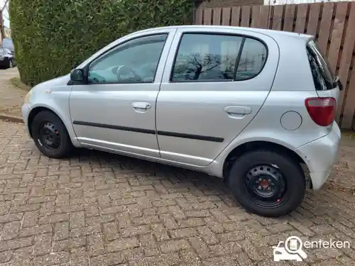 Toyota Yaris 1.3 2001