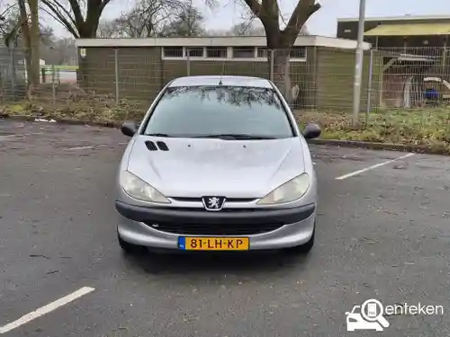Peugeot 206 75 2003