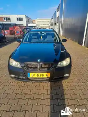 BMW 318i Touring 2006