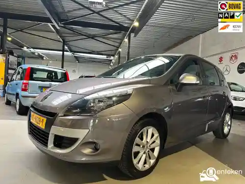 Renault Scénic TCe 130 2011