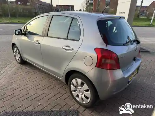 Toyota Yaris 1.3 2006