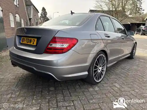 Mercedes-Benz C 180 BlueEFFICIENCY 2012
