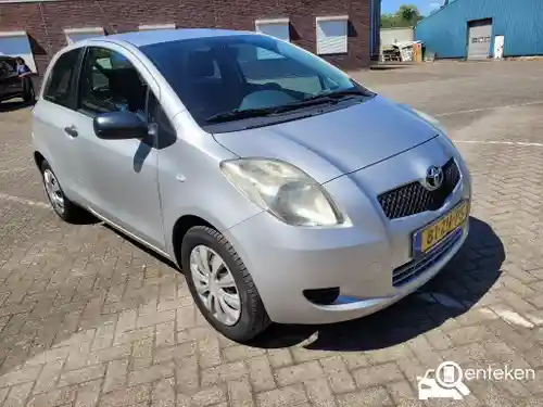 Toyota Yaris 1.0 2008