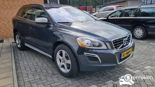 Volvo XC60 2.0T 2010