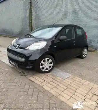 Peugeot 107 1.0 70 2011