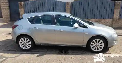 Opel Astra 1.6 2011