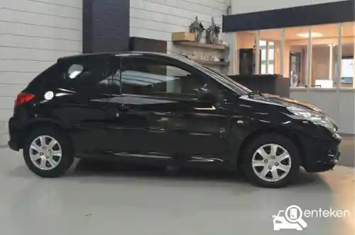 Peugeot 206 75 2012