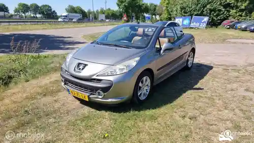 Peugeot 207 CC 120 2008