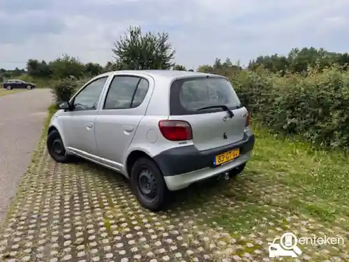 Toyota Yaris 1.0 2001