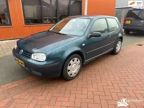 VW Golf 1.6 2001