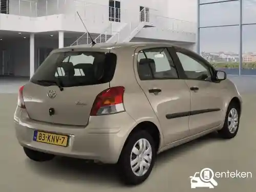 Toyota Yaris 1.0 2010