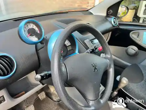 Peugeot 107 1.0 70 2010