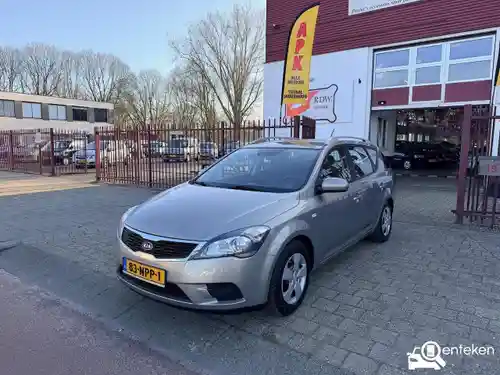 KIA cee´d Sporty Wagon 1.4 ISG 2010