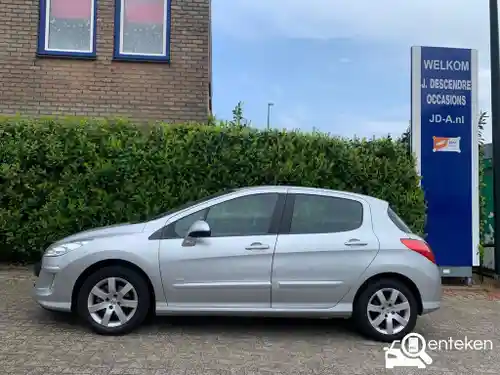 Peugeot 308 120 VTi 2011
