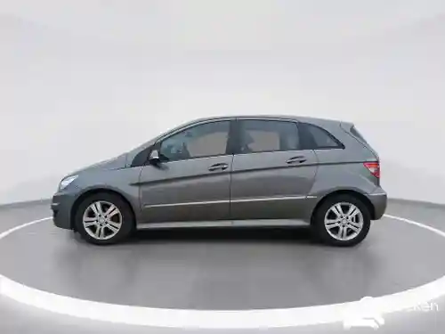 Mercedes-Benz B 180 2011