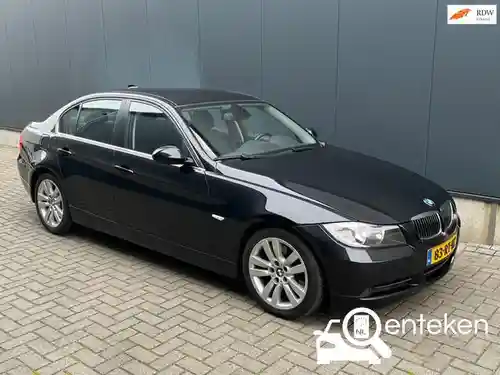 BMW 325i 2005