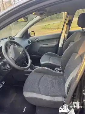 Peugeot 206 75 2011