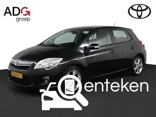 Toyota Auris 1.8 Hybrid 2011